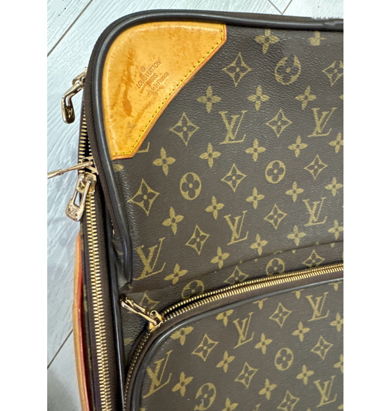 Чемодан • Louis Vuitton • Коричневый