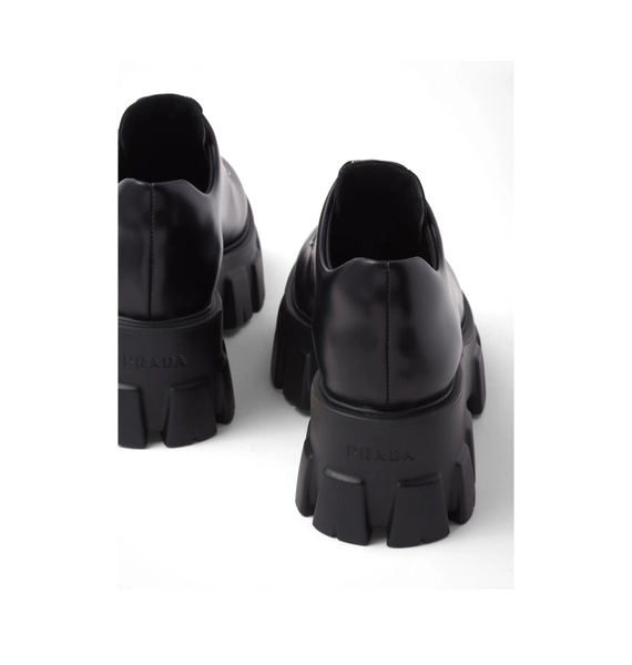 Дерби • Prada • Черный