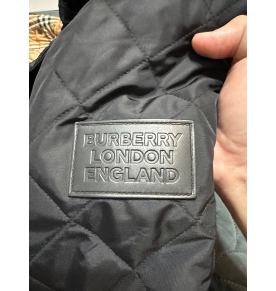 Куртка • Burberry • Черный