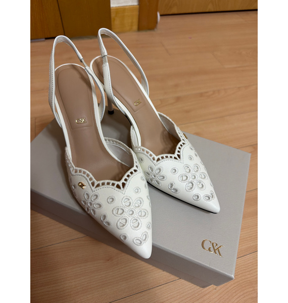 Туфли • Charles & Keith • Белый