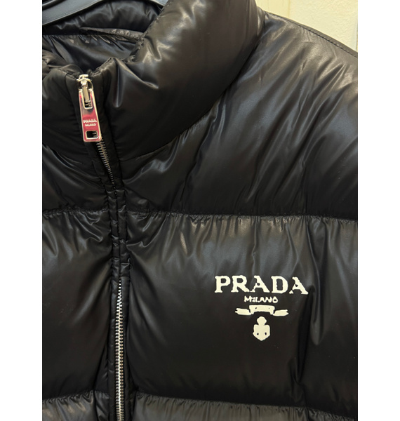 Пуховик • Prada • Черный