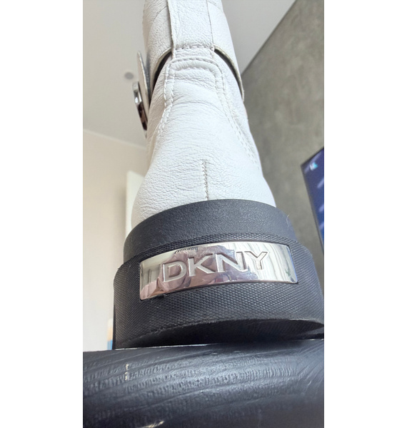 Ботинки • DKNY • Белый