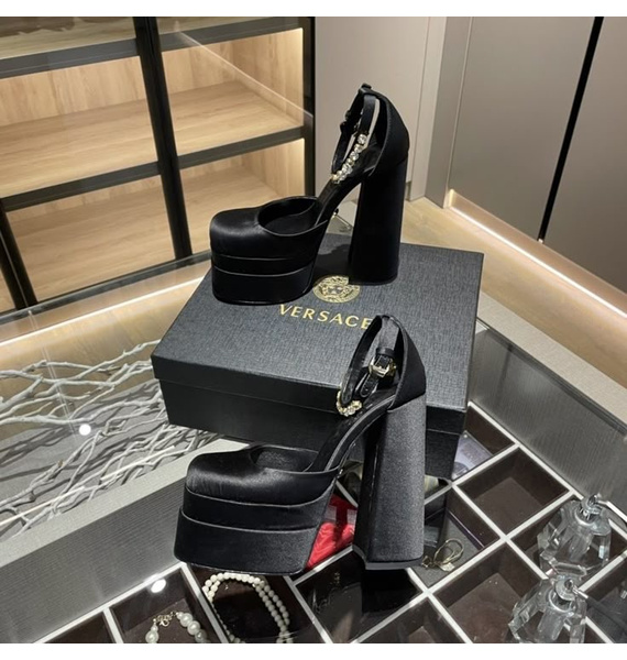 Туфли • Versace • Черный