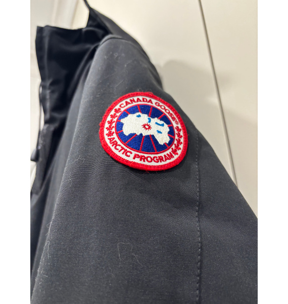 Куртка • Canada Goose • Черный