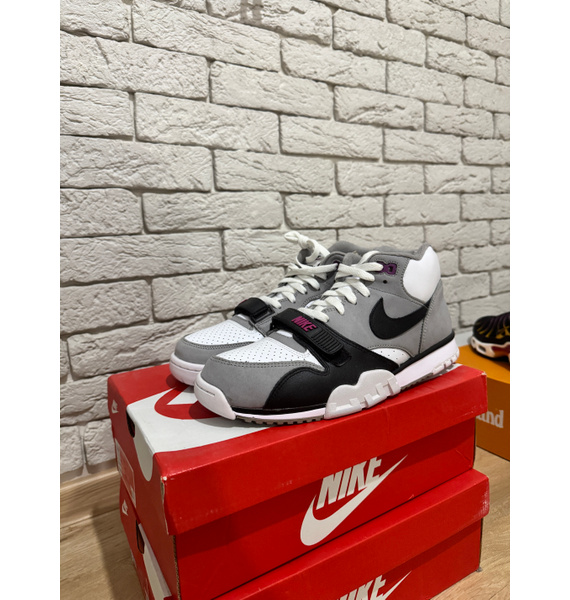 Кроссовки • Nike • Серый