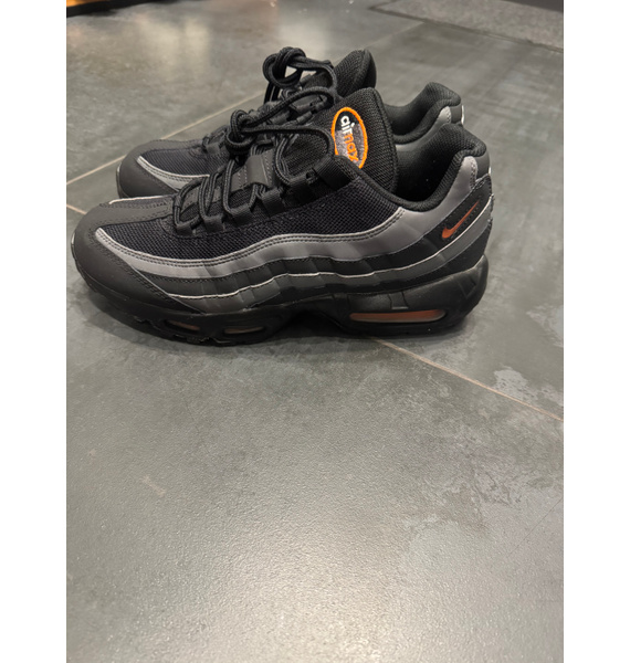 Кроссовки • Nike • Черный