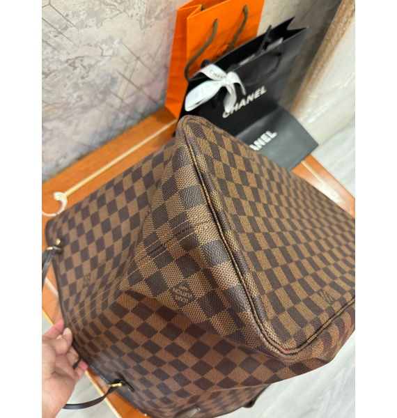 Сумка • Louis Vuitton • Коричневый