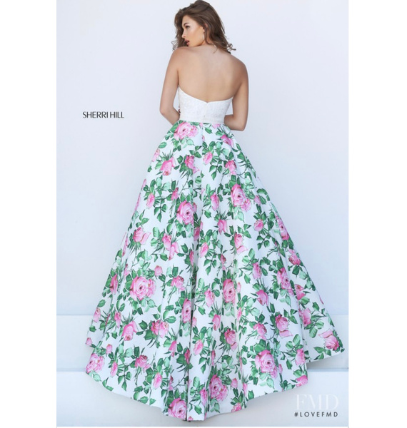 Платье • SHERRI HILL • Белый