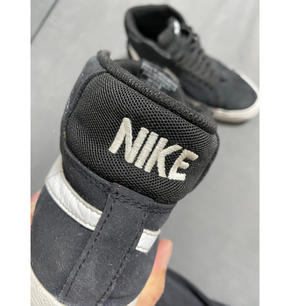 Кроссовки • Nike • Черный