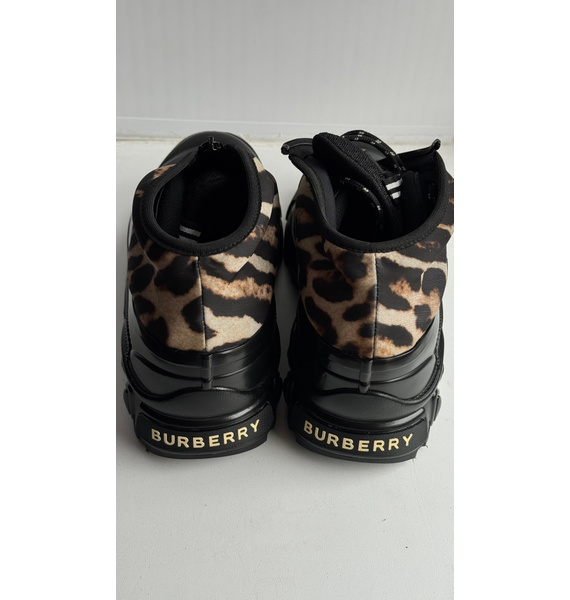 Кроссовки • Burberry • Мульти