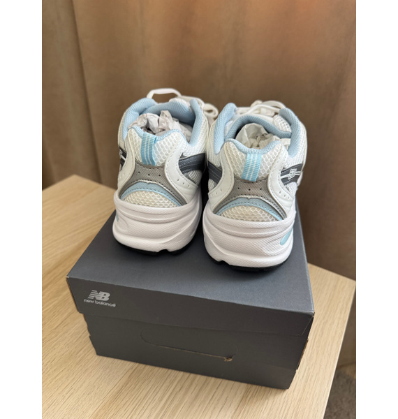 Кроссовки • New Balance • Голубой