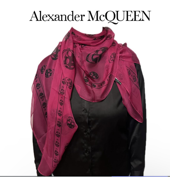 Платок • Alexander McQueen • Розовый