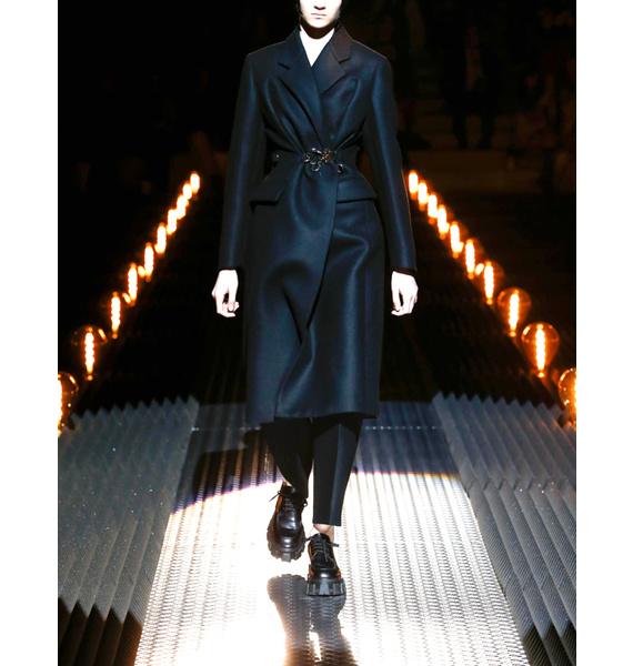 Пальто • Prada • Черный