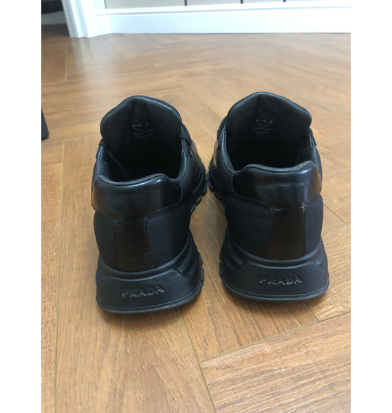 Кроссовки • Prada • Черный