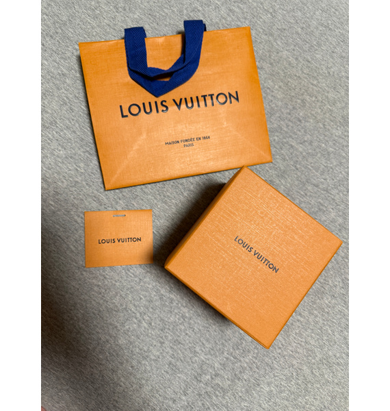Подвеска • Louis Vuitton • Белый