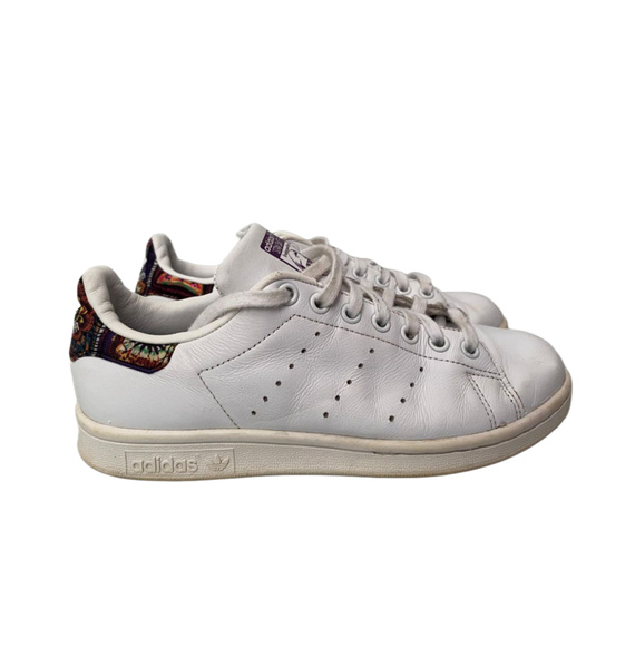 Кроссовки • adidas • Белый