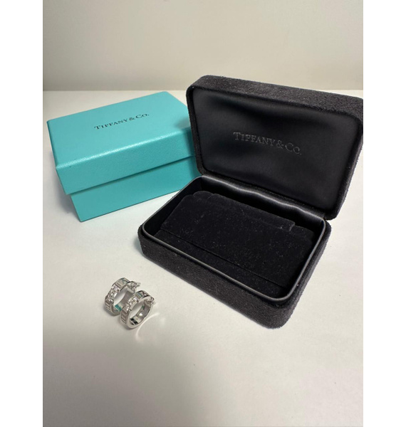 Серьги • Tiffany & Co. • Белый