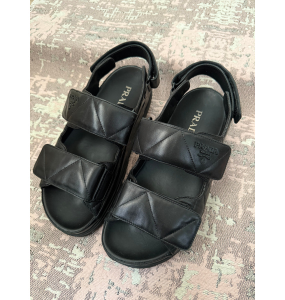 Сандалии • Prada • Черный