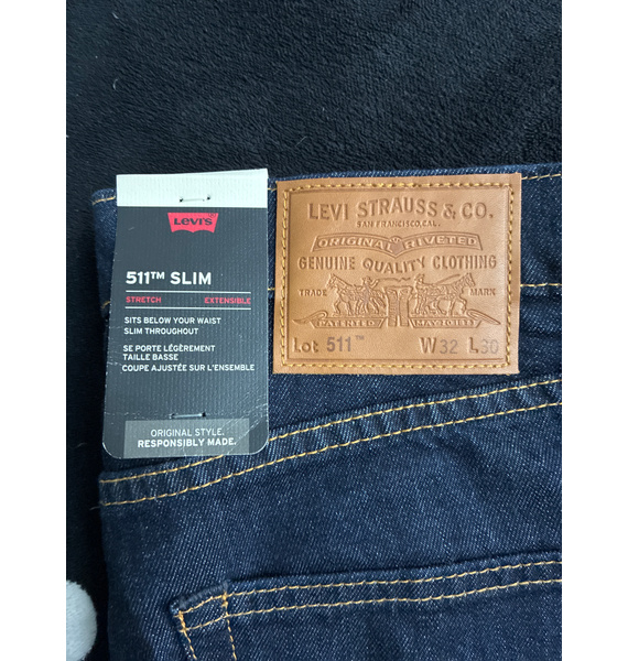 Джинсы • Levi's • Темно-синий