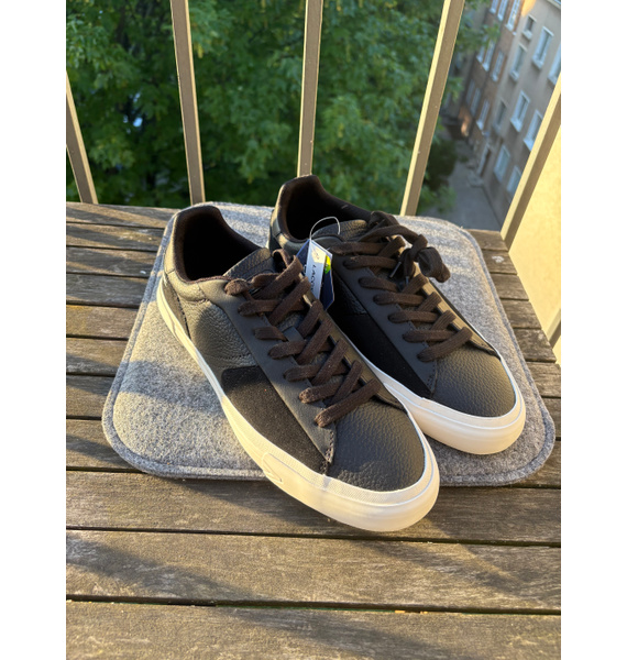 Кеды • Lacoste • Черный