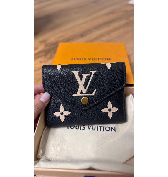 Кошелек • Louis Vuitton • Черный