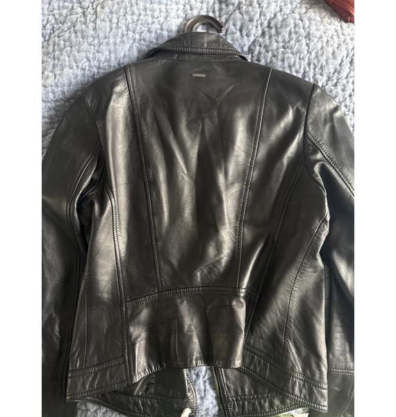 Куртка • DKNY • Черный