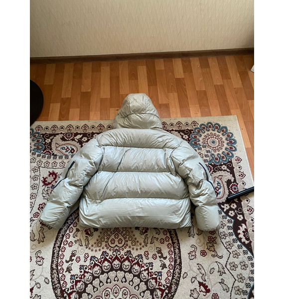 Пуховик • adidas • Бежевый