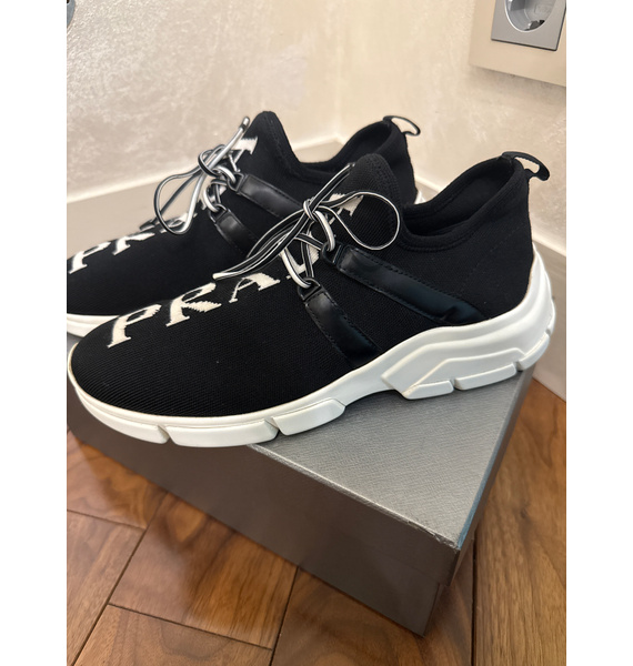 Кроссовки • Prada • Черный