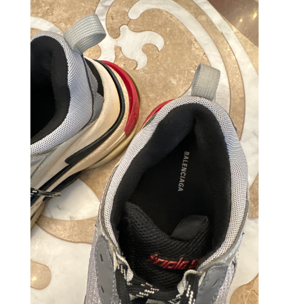 Кроссовки • Balenciaga • Тёмно-серый