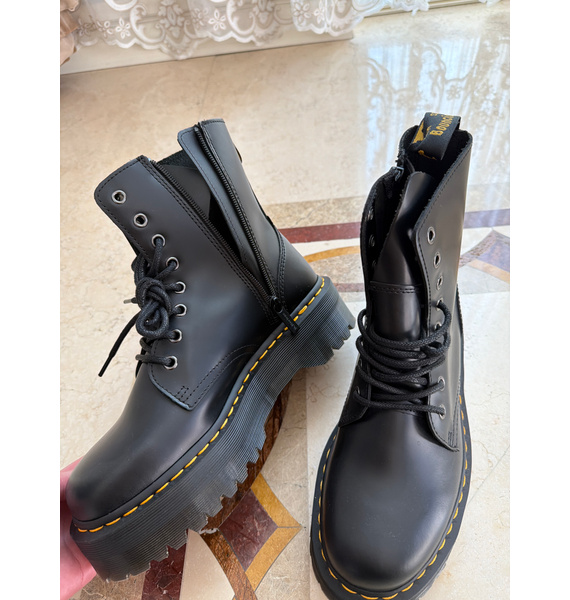 Ботинки • Dr. Martens • Черный