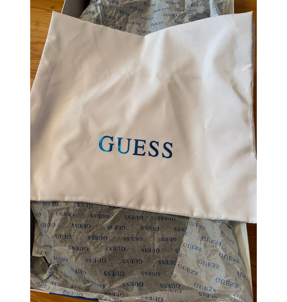 Ботфорты • GUESS • Черный