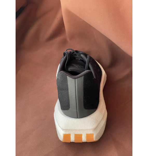 Кроссовки • adidas • Черный
