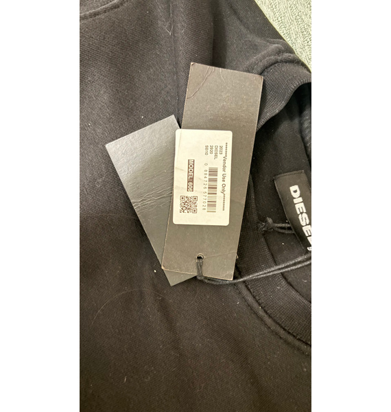 Свитшот • Diesel • Черный