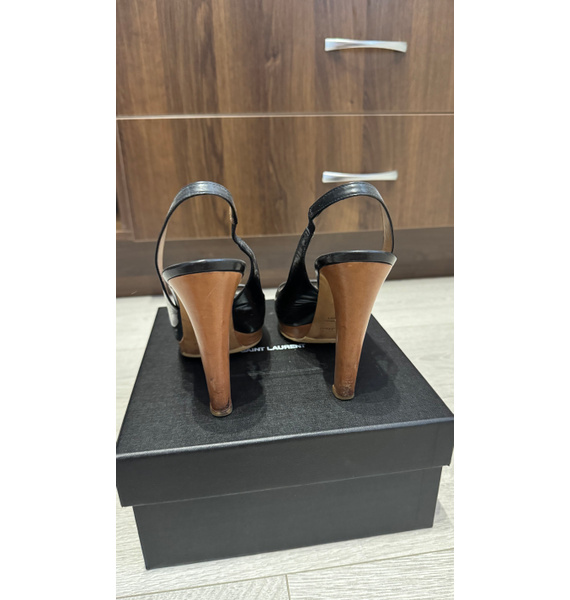 Босоножки • Sergio Rossi • Черный