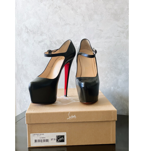 Туфли • Christian Louboutin • Черный