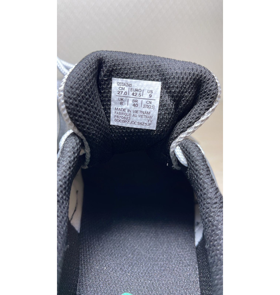 Кроссовки • ASICS • Серый