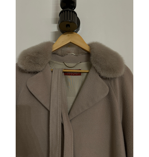 Пальто • Max Mara • Бежевый