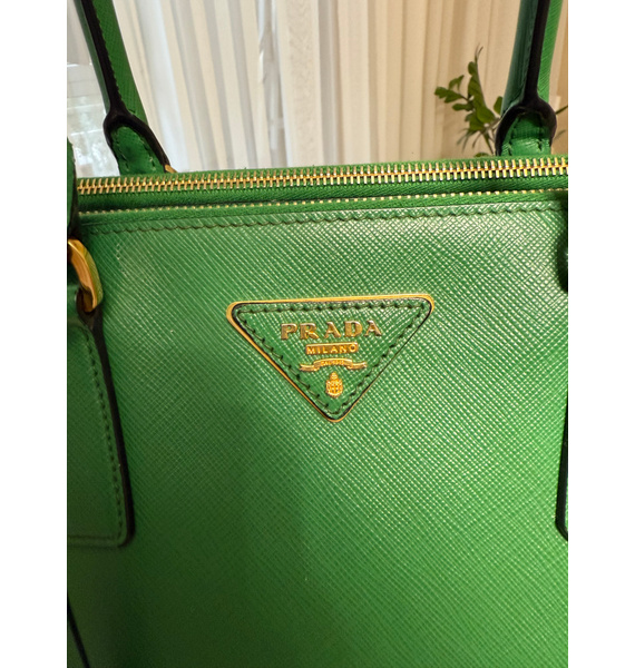 Сумка • Prada • Зеленый