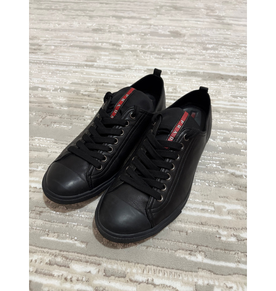 Кроссовки • Prada • Черный