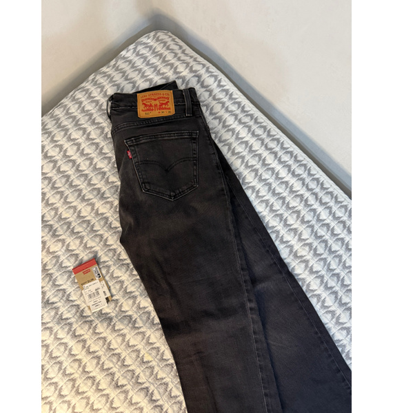 Джинсы • Levi's • Черный