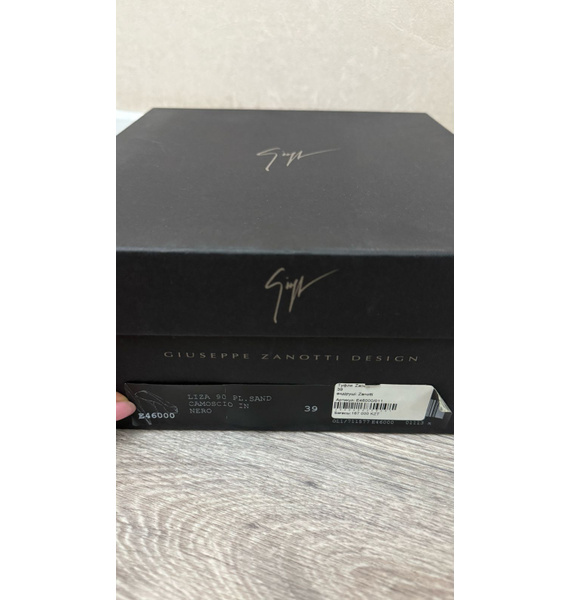 Туфли • Giuseppe Zanotti • Черный