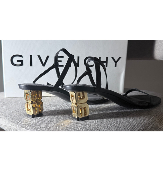 Босоножки • Givenchy • Серый
