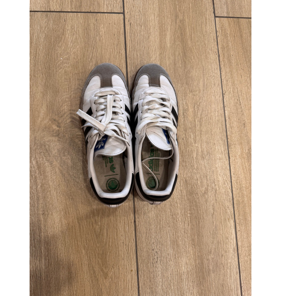 Кроссовки • adidas • Белый