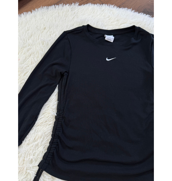Лонгслив • Nike • Черный
