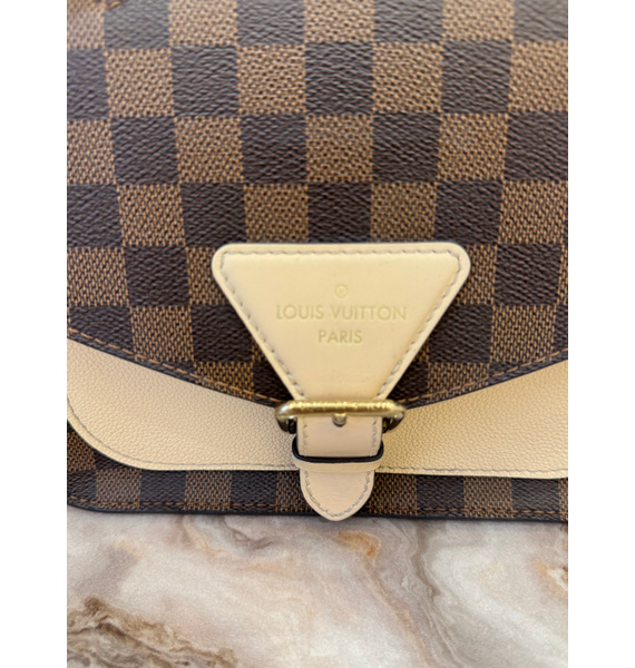 Сумка • Louis Vuitton • Коричневый