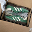 Кроссовки • adidas • Зеленый