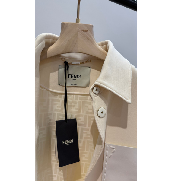 Жакет • Fendi • Молочный