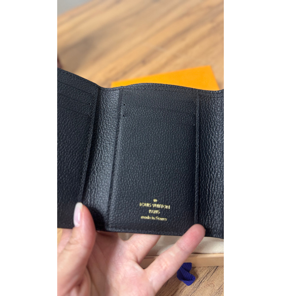 Кошелек • Louis Vuitton • Черный