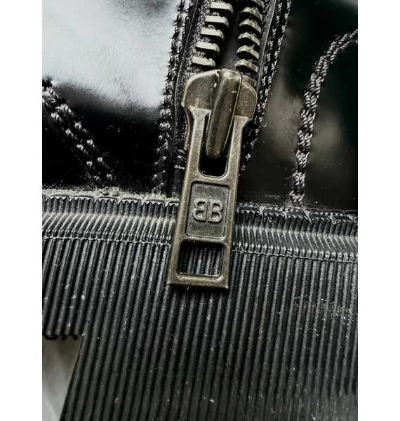 Ботинки • Balenciaga • Черный