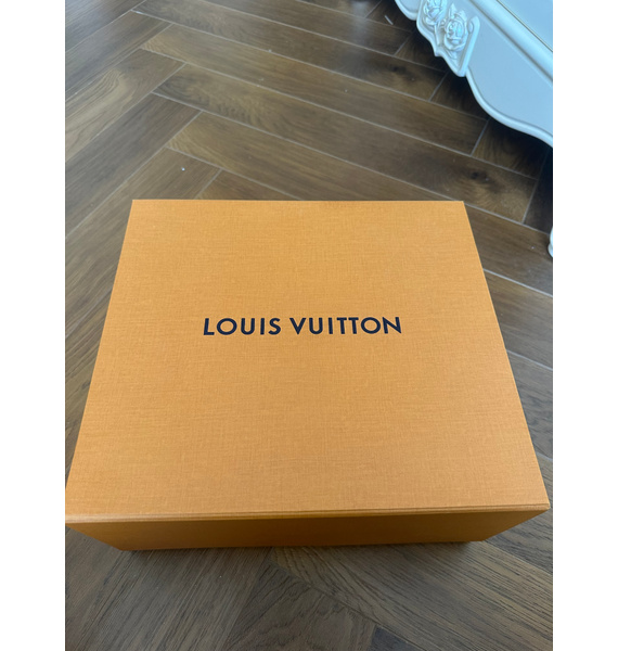 Сумка • Louis Vuitton • Черный